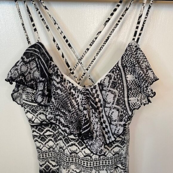 Jessica Simpson Black and white dress - Picture 2 of 8